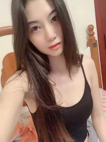 双井近年遇到过最清纯的妹子,应该是刚下水bb粉嫩水多 第2张