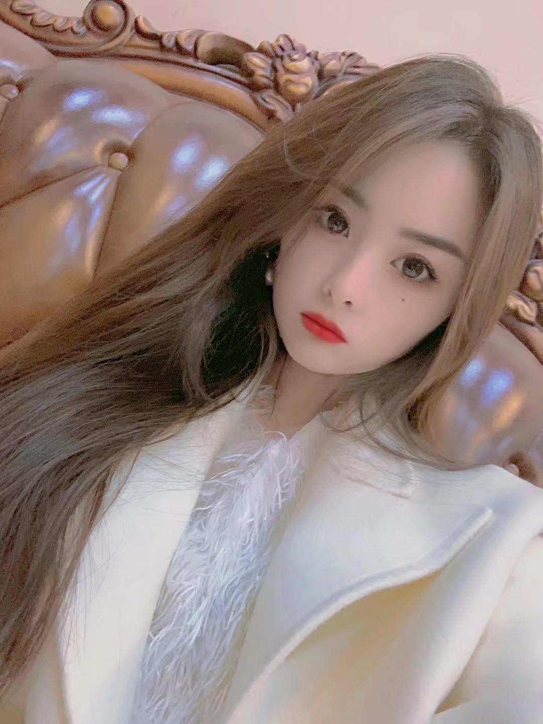 徐汇美女 第1张