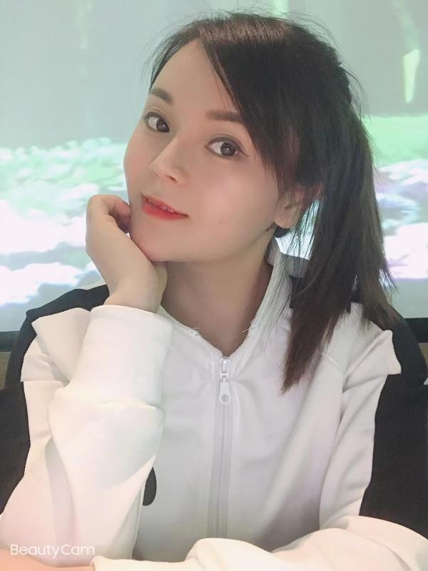 迈皋桥南方娇小妹子 第1张