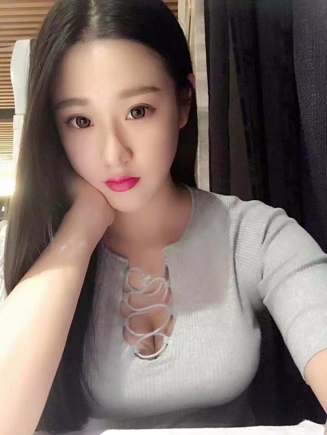 服务专业170大长腿，34D身材棒爽死,强烈推荐 第1张