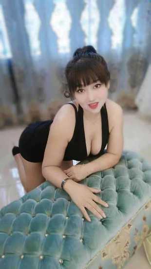 身材妖娆服务出众的年轻妹子! 第1张