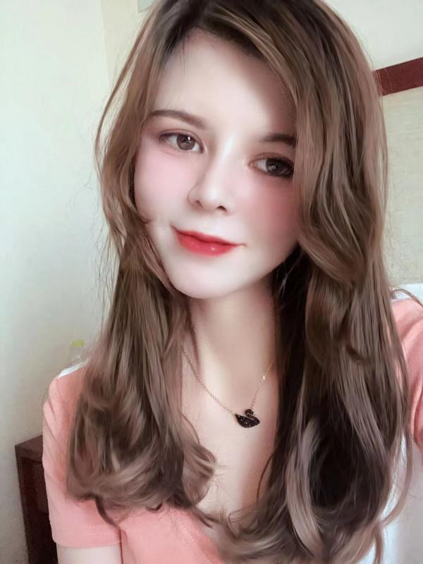 颜值中等的妹子 第2张
