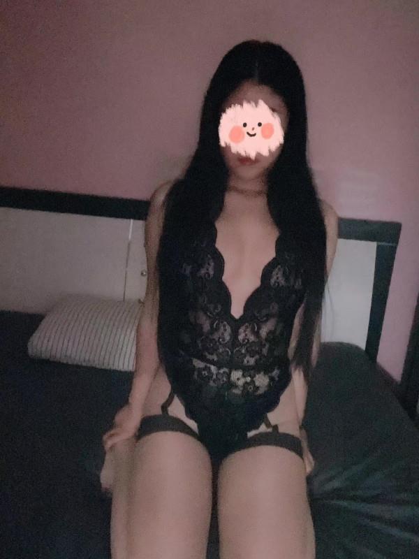 宋家庄97年嫩妹 第1张