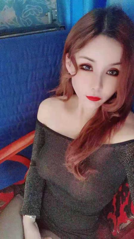 享受天津美骚浪的跪舔 第1张
