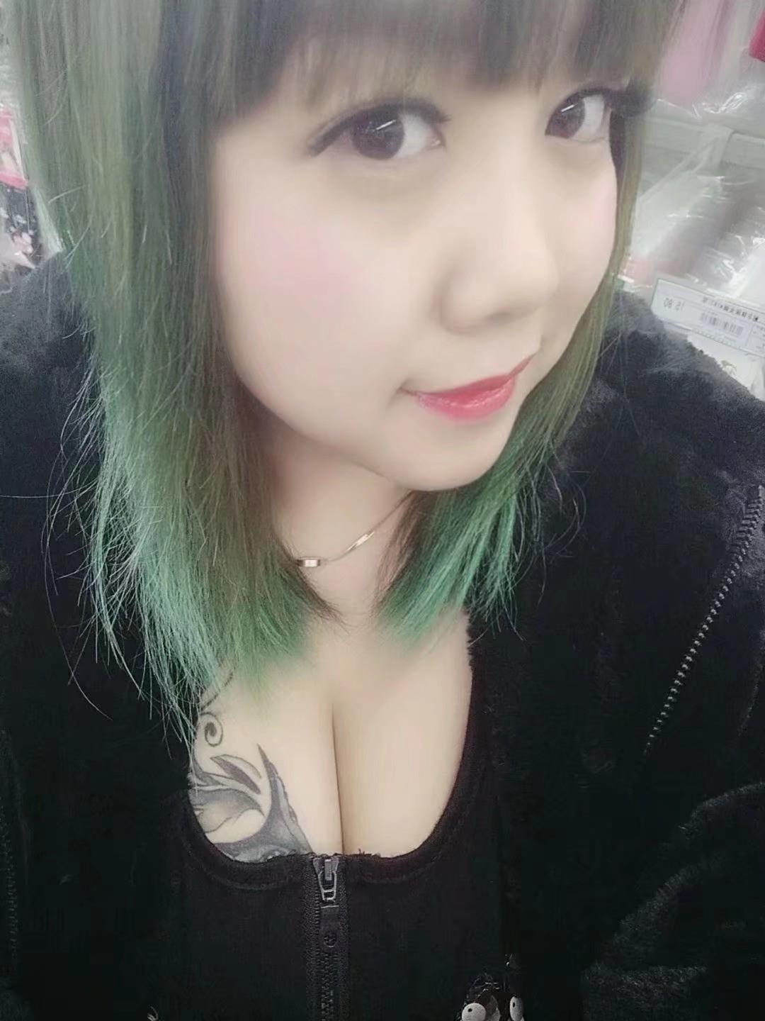 体验昆区肉感小妹，很骚 第1张