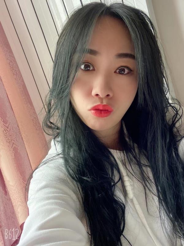 呼市兼职美女 第1张