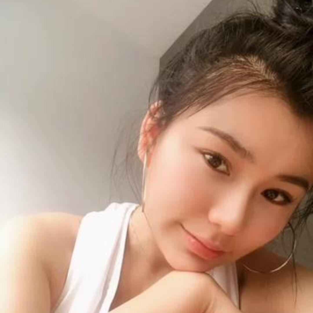 徐汇区的小姐姐 第1张