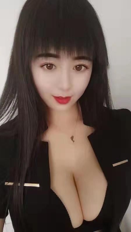同母异父姐妹花 第2张