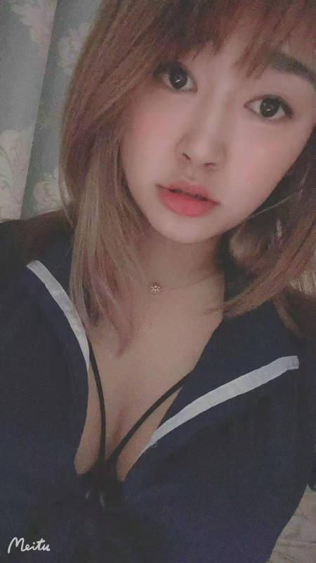 骚浪女友小香 第1张