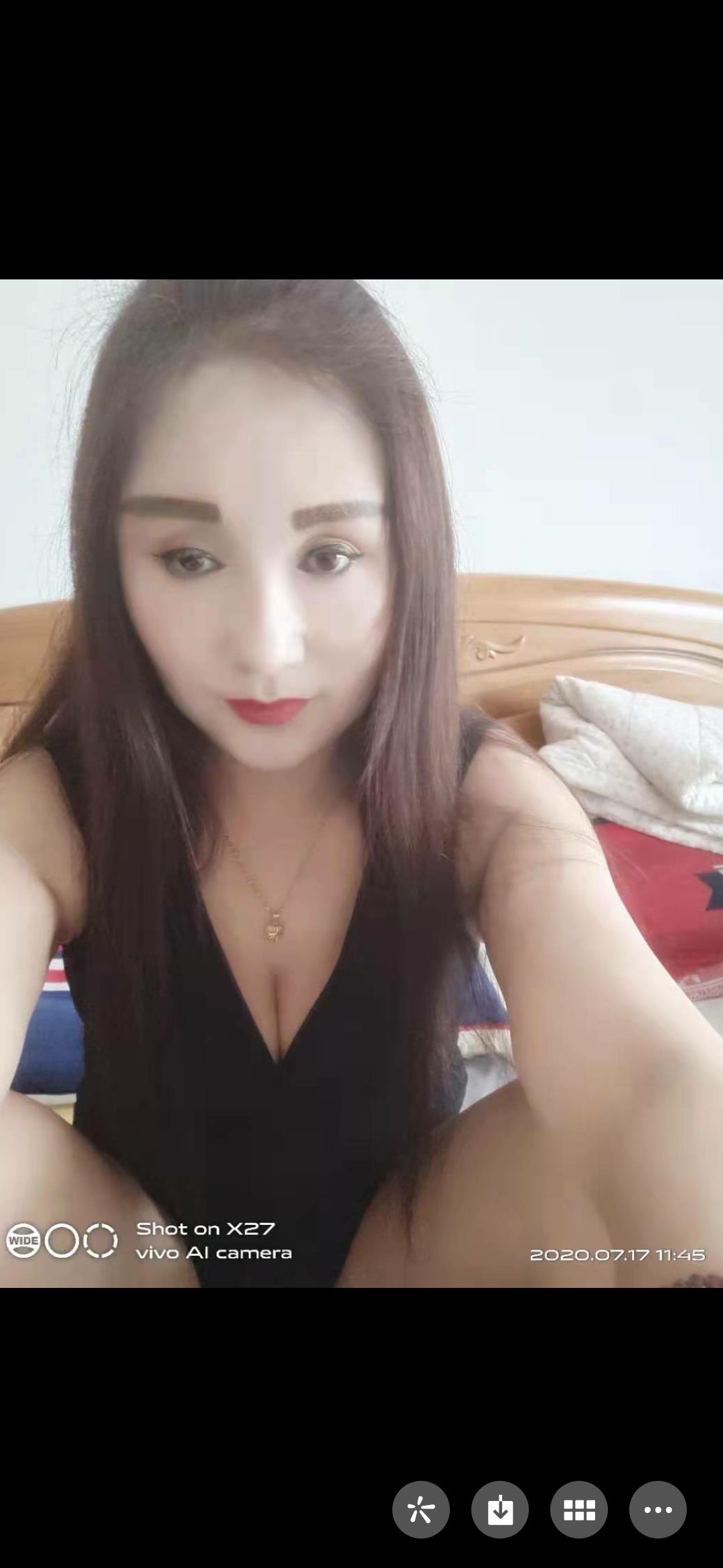 河东万新村熟女 第1张
