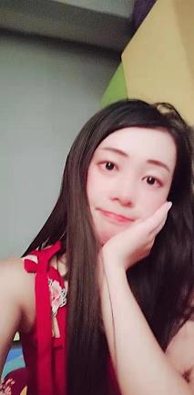 小云火辣身材有玩具玩 第2张