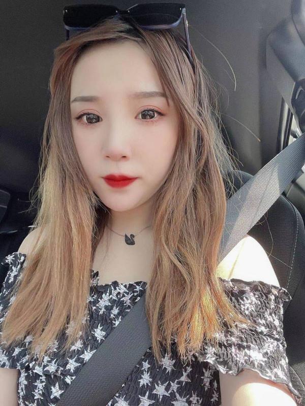 意想不到的惊喜妹子 第1张