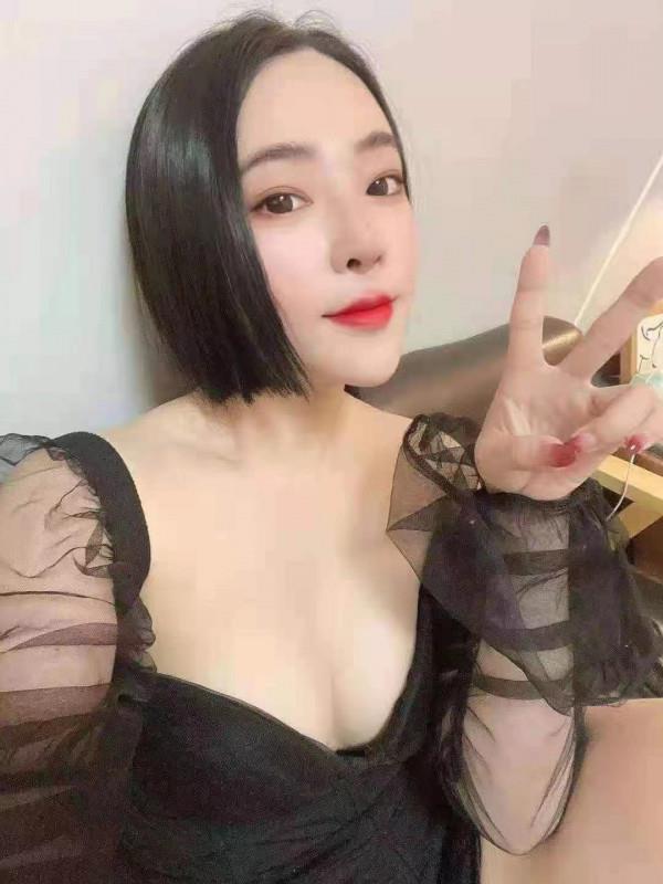 天河小马甲小芸 第1张
