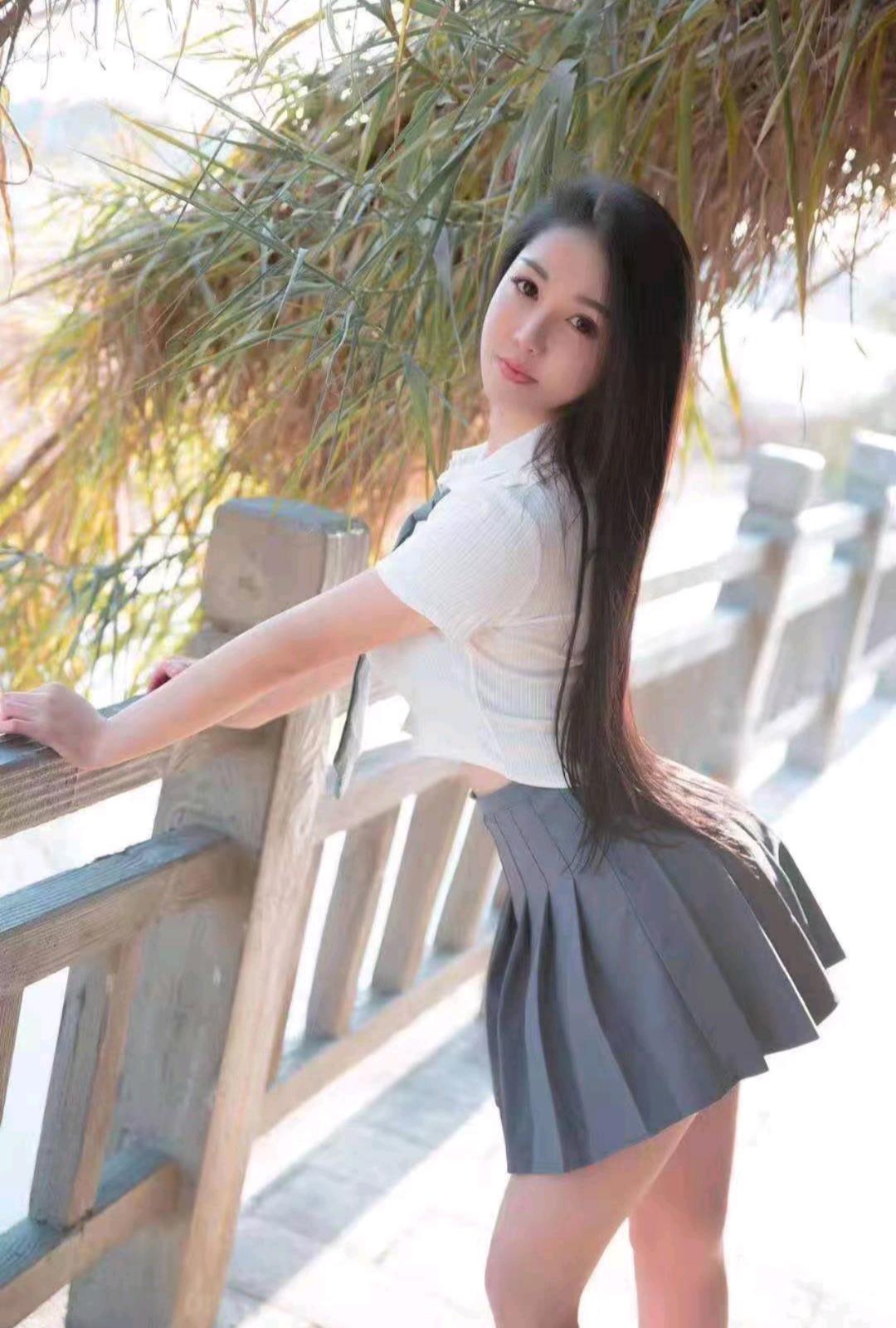 新人高颜值美女 第1张