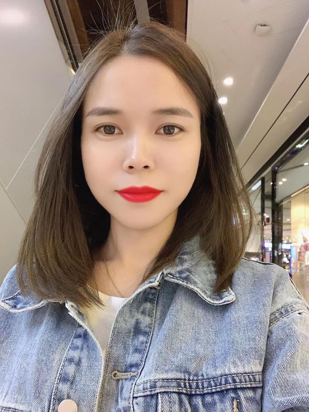 华贸附近租房兼职美女 第1张