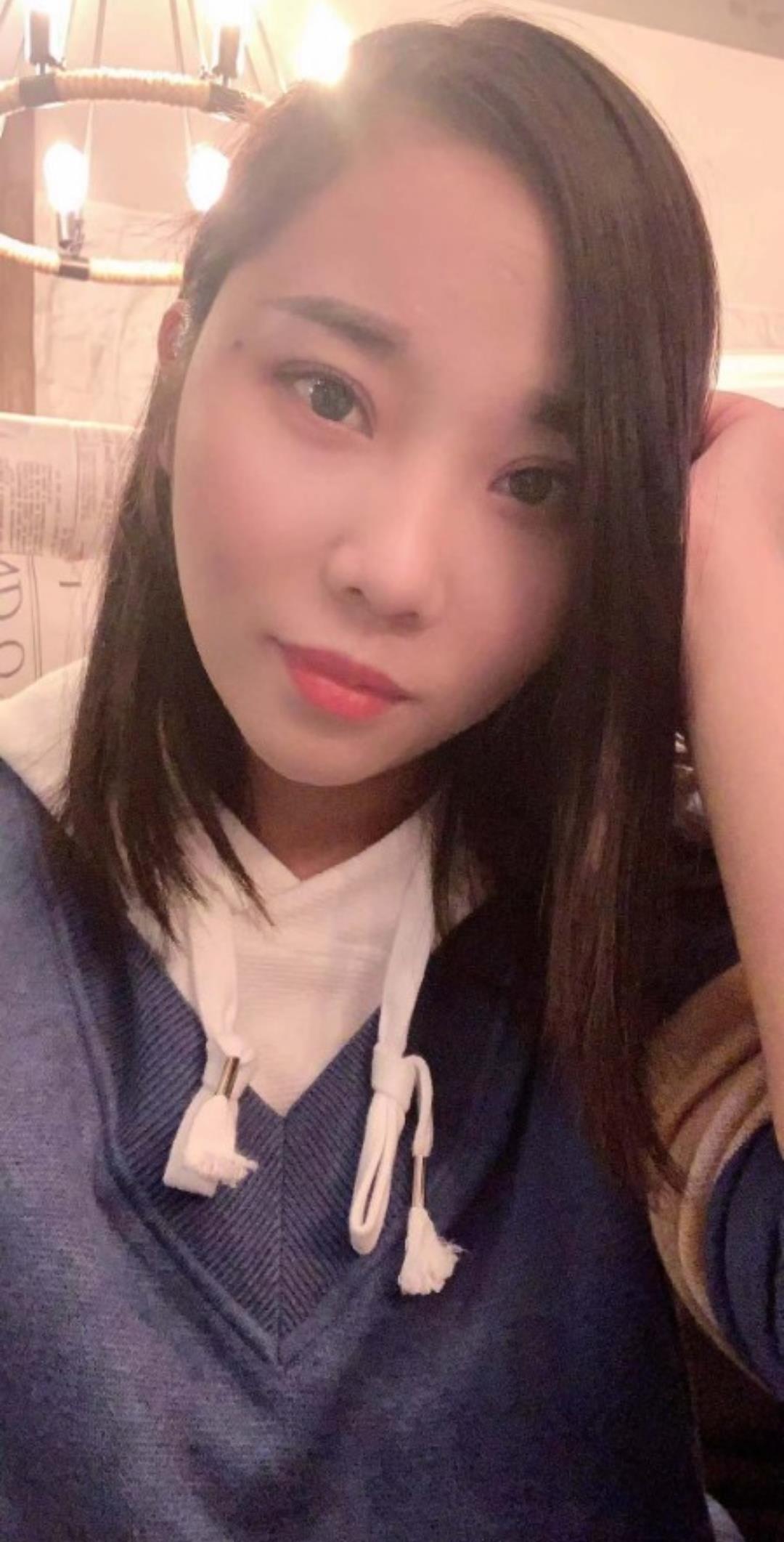 饥渴小骚妇 第1张