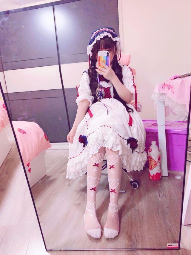 轻坦可爱的二次元萝莉 第1张