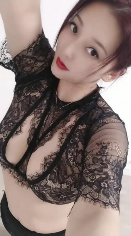 大胸骚妇苏小婉 第3张