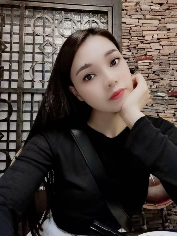 龙华莉莉 第1张