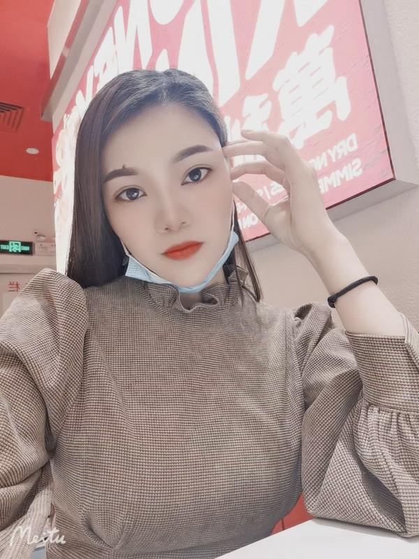 龙华莉莉 第2张