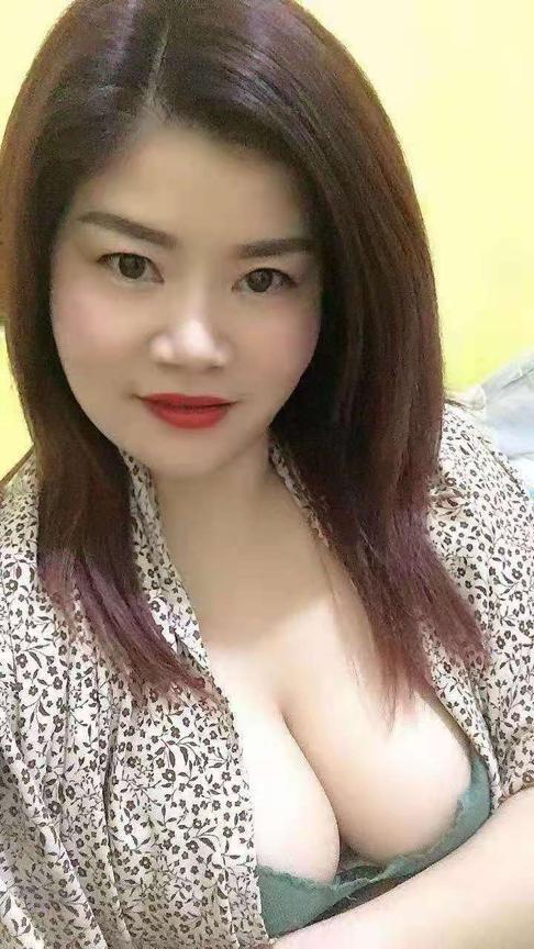 38C少妇琪琪 第1张
