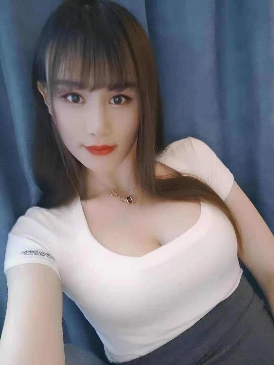 小气质御姐小曼 第3张