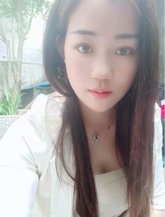 粉嫩的妹子 第2张