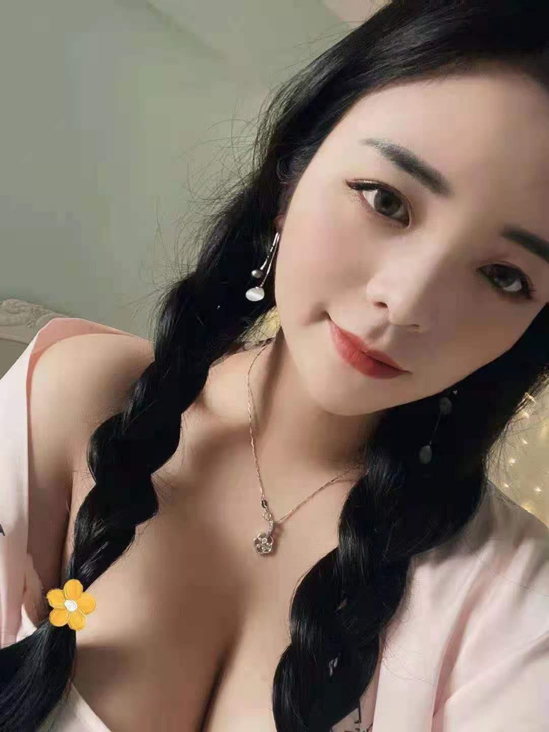 泉州市区大熊妹妹 第1张