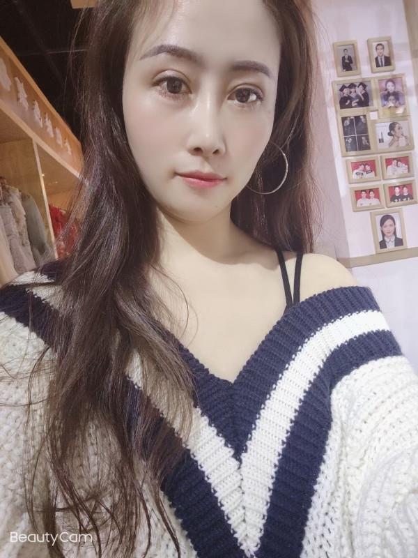 强推小姐姐 第1张