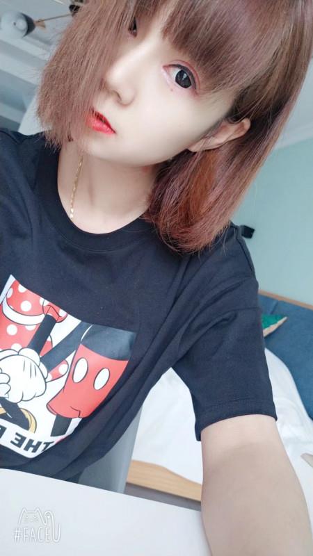 兼职嫩妹子 第2张