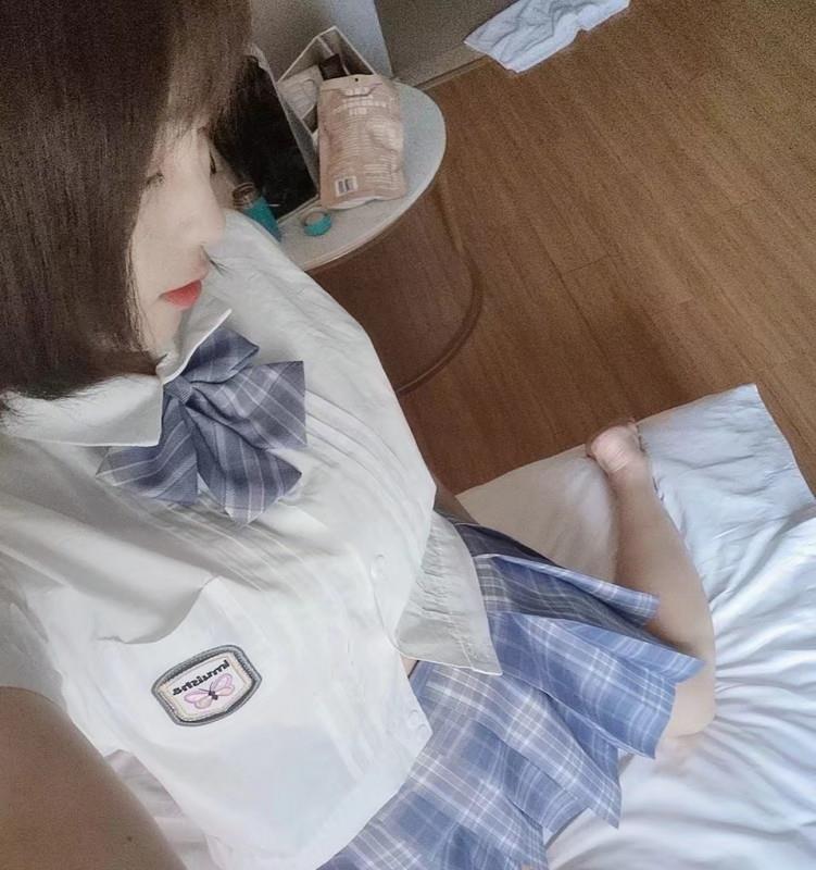 芳芳小美女 第2张