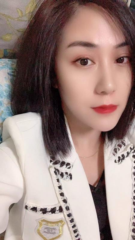 叶梓名品高新会展温柔少妇 第2张