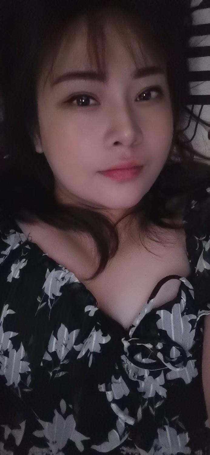 喜欢胸大的可以看看 第1张