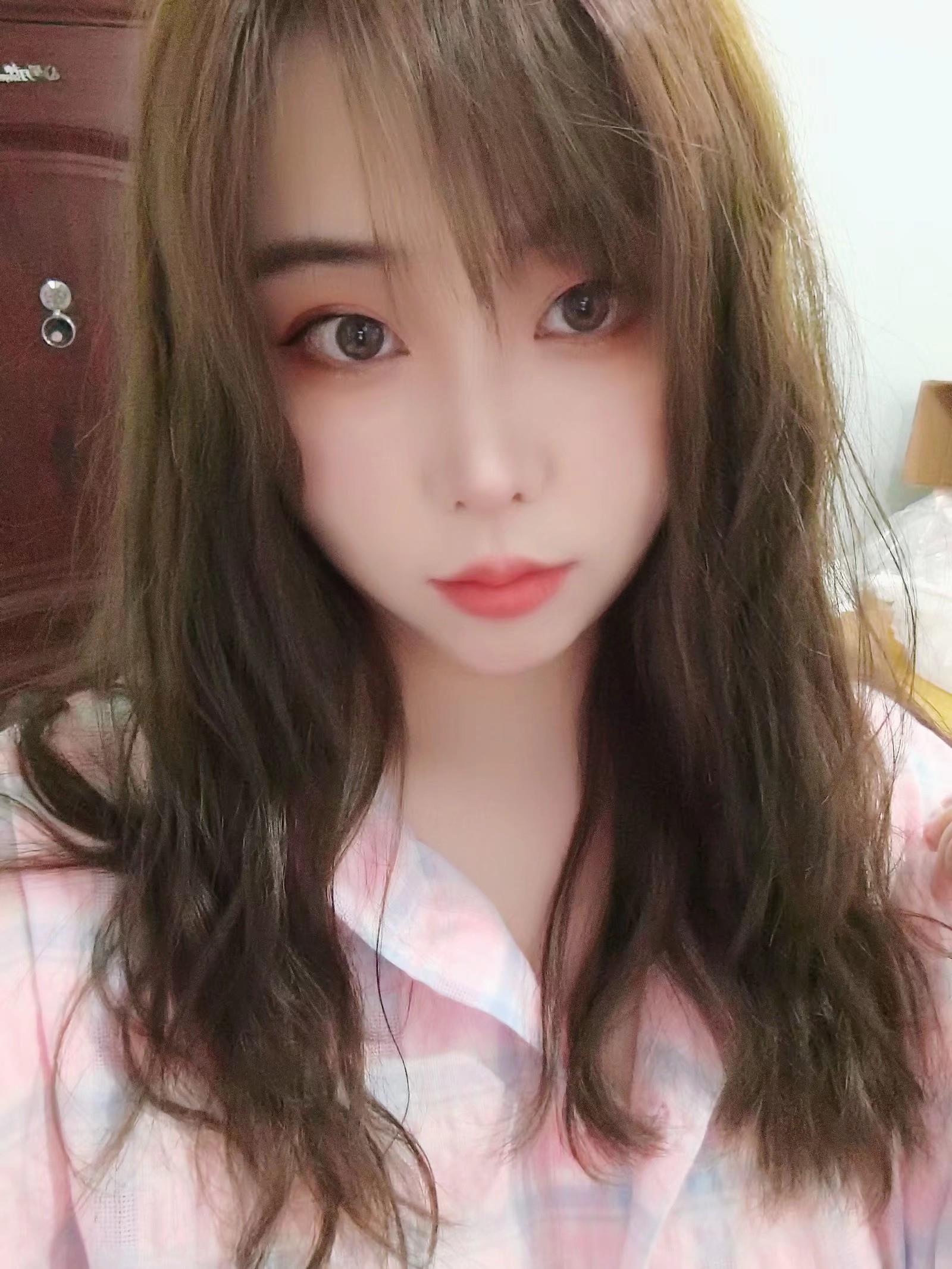 可爱型妹子 第1张