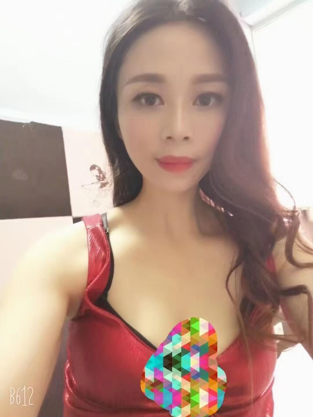 性价比超高的罗湖心心小姐姐 第1张
