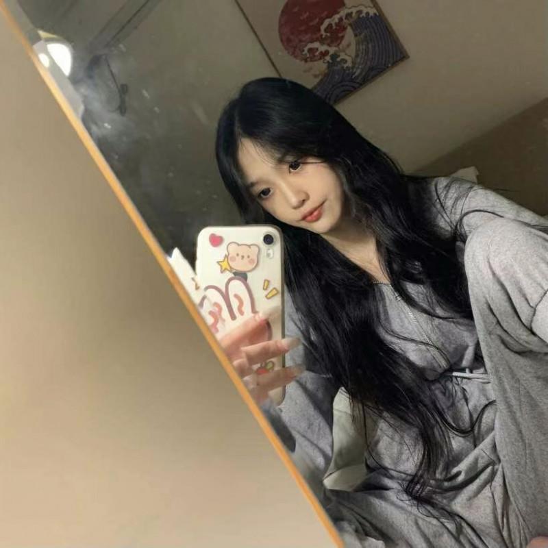 年轻漂亮小姐姐 第1张