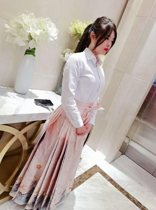 小白兔 第4张