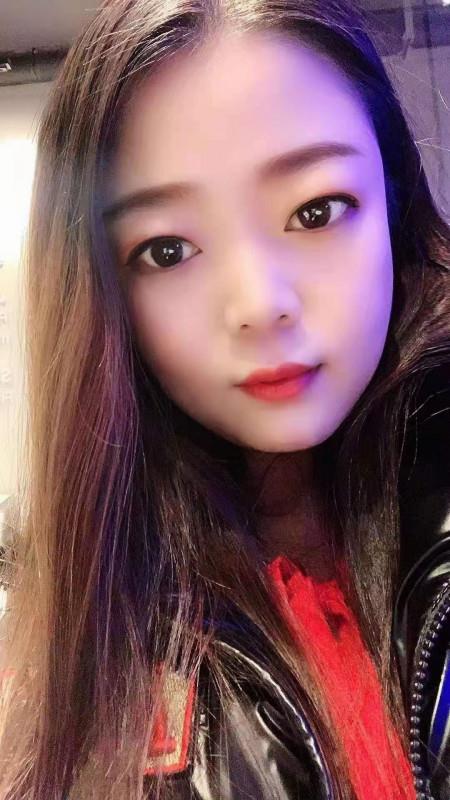 西青眼镜姐家姐妹花 第1张