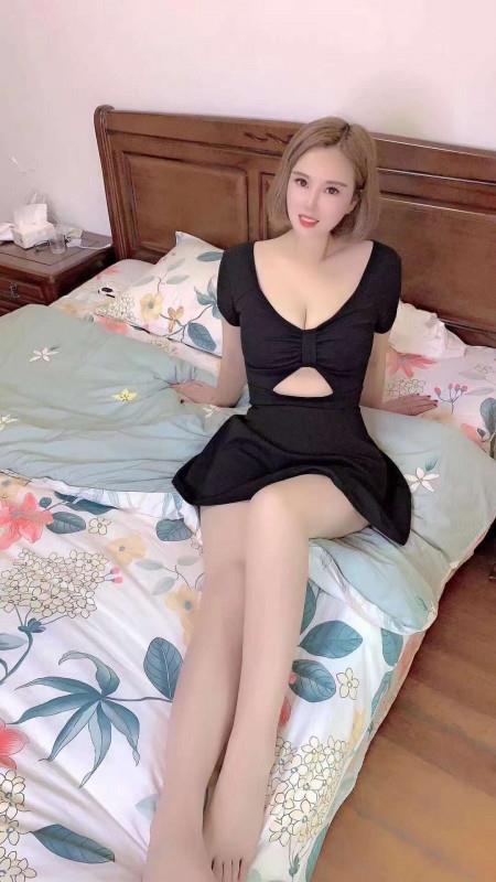温柔大胸妹子思晴 第3张