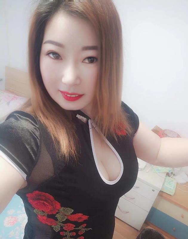微胖小少妇 第1张
