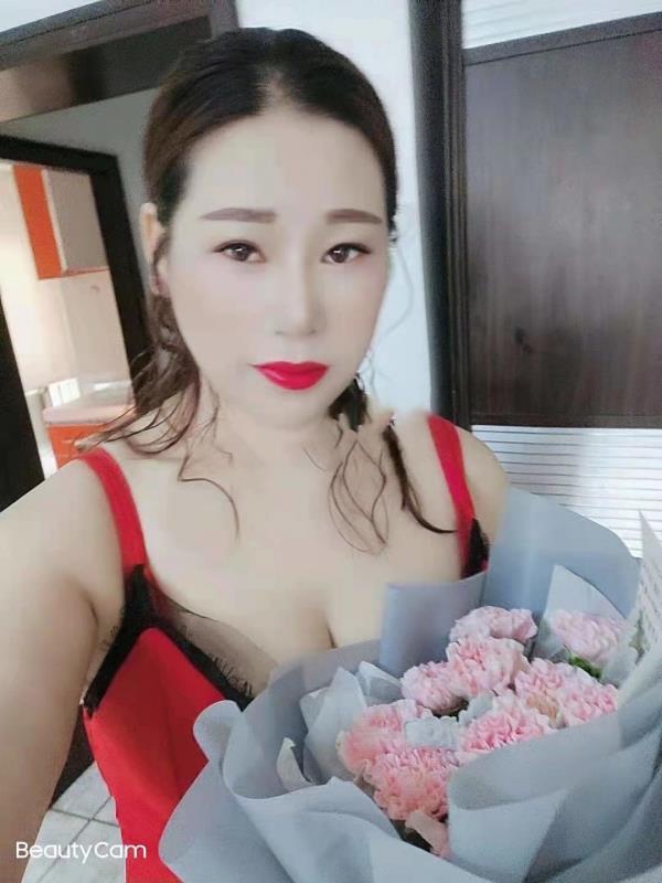 微胖身材少妇 第1张