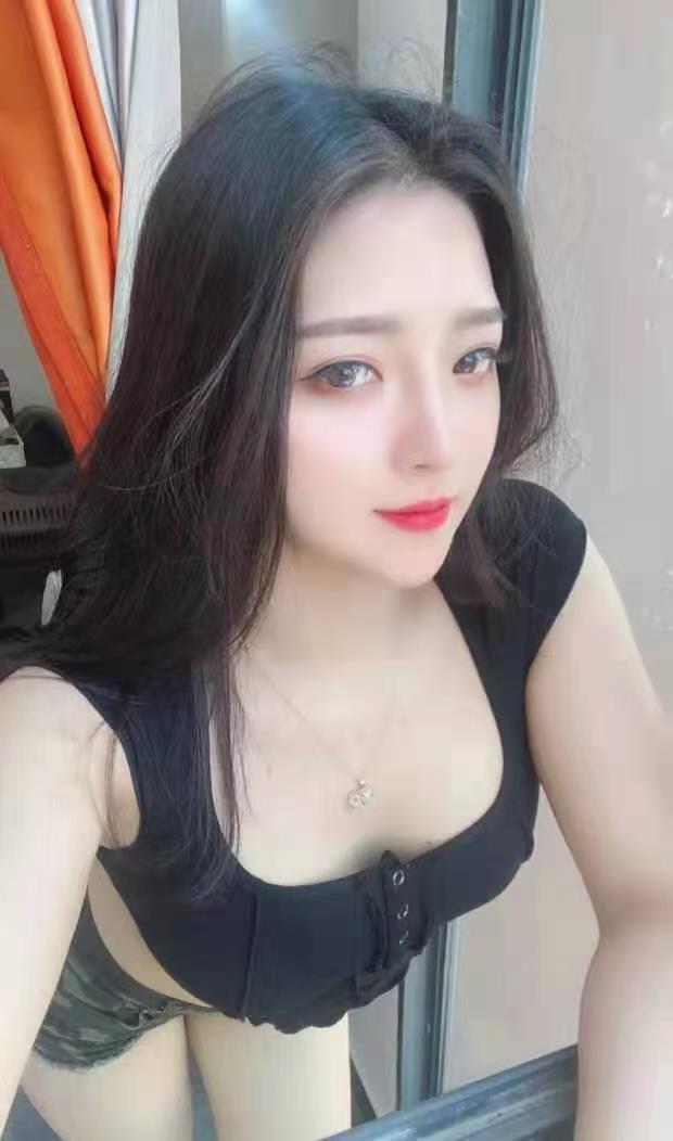龙华双飞姐妹花 第1张