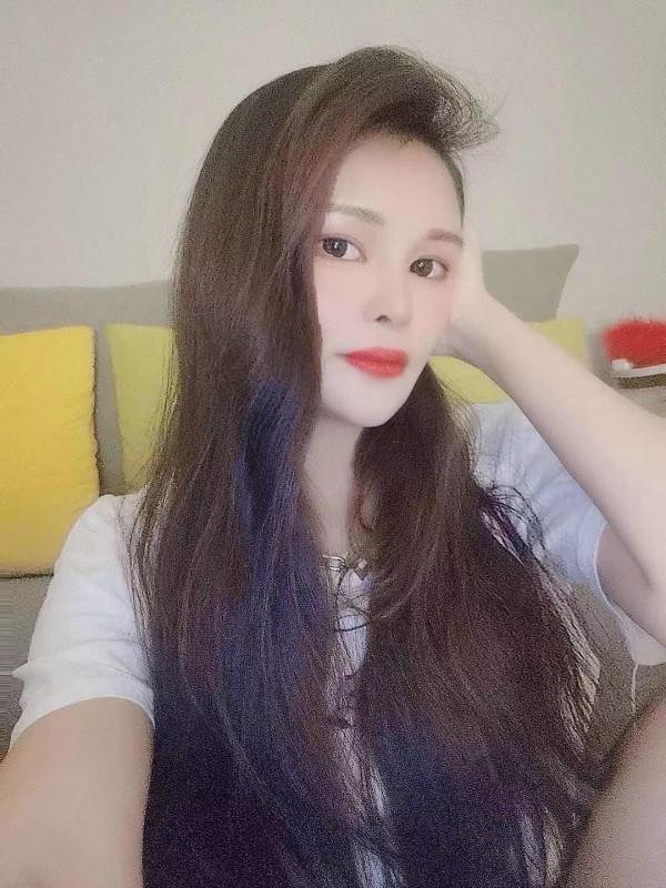 身材腿长腰细小姐姐 第2张