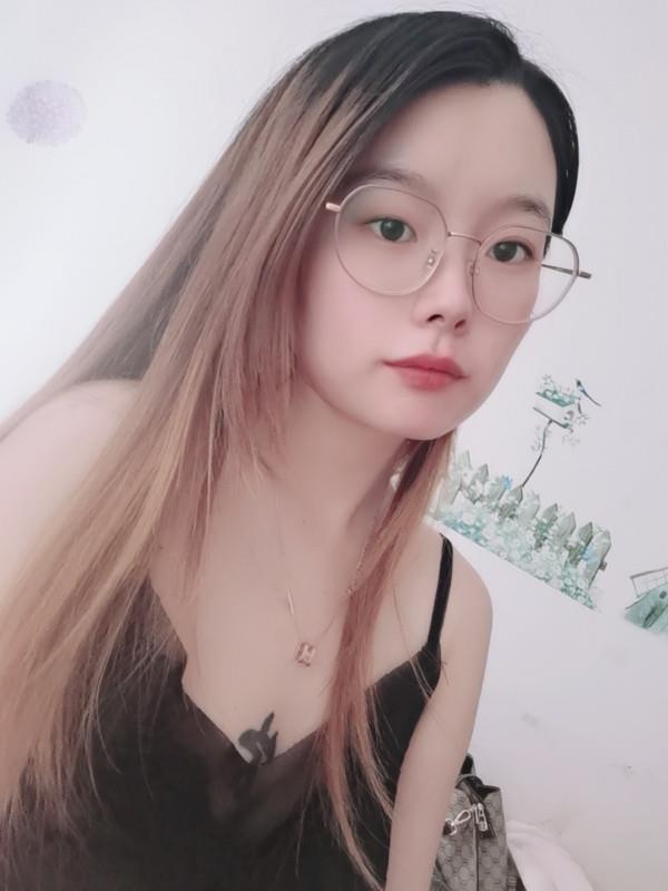 江北白嫩的学妹 第1张