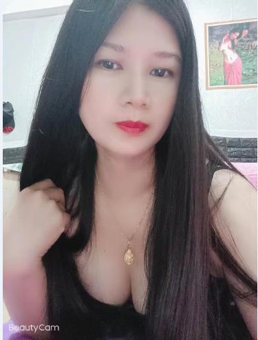 165大奶少妇 第1张