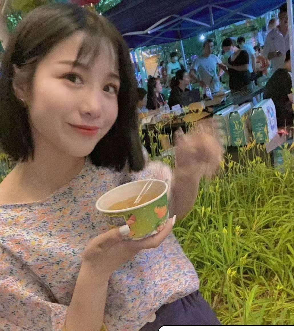 小燕子兼职楼凤 第1张