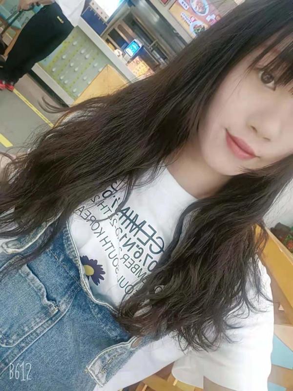 175的萌妹子 第1张