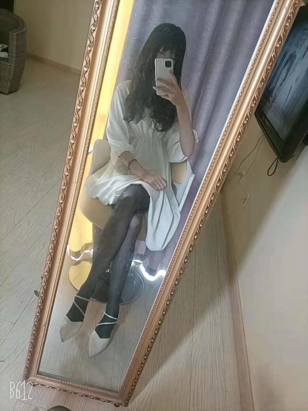 175的萌妹子 第2张