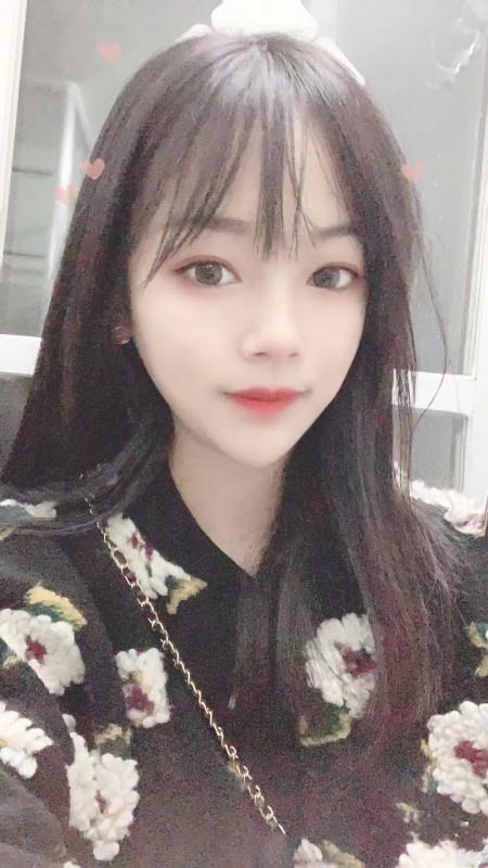 00后嫩妹 第1张