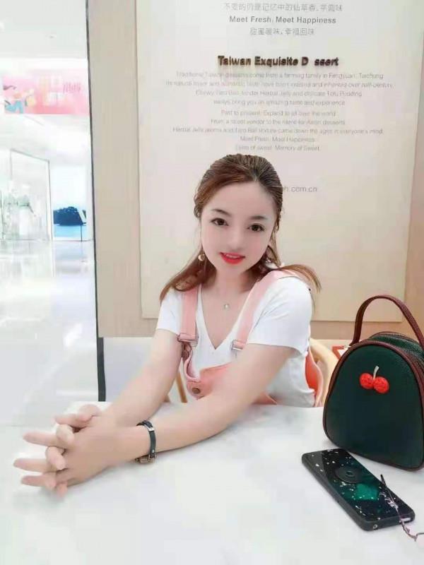 爱联骚货 第1张